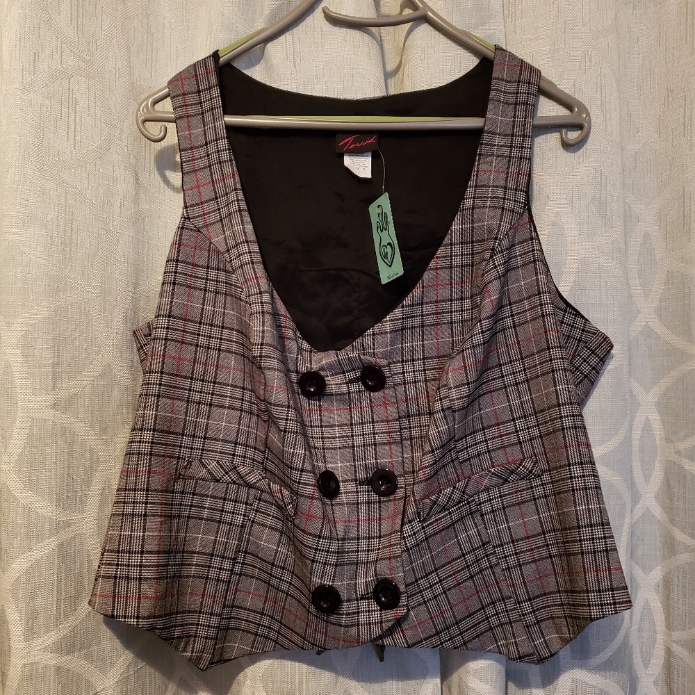 Torrid size 2 vest